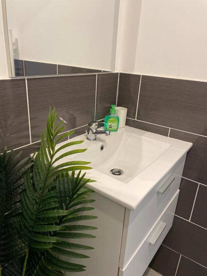 Le Petit Bois Apartment Nantes Luaran gambar